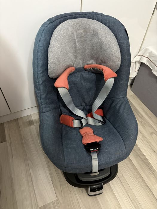Scaun auto isofix maxi cosi