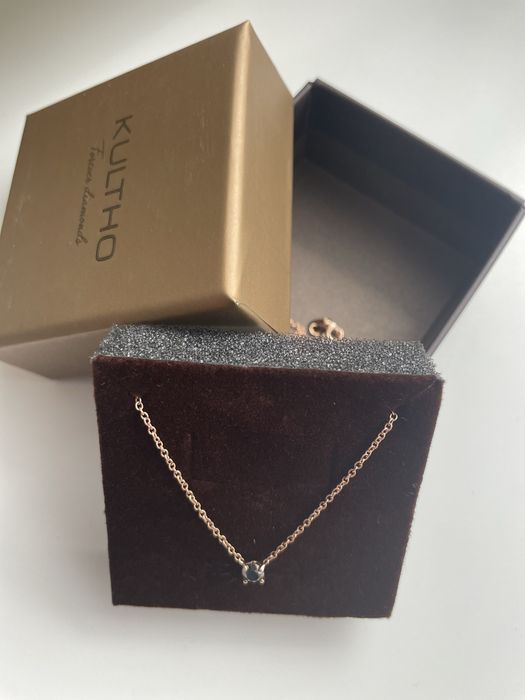 Lantior aur 18 Kt cu diamant negru