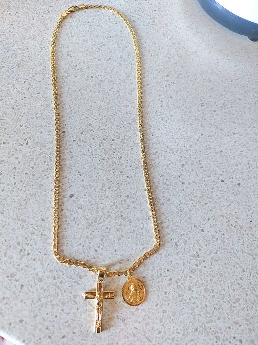 Vand lant de aur italian 18kt (750) cu cruce si medalion 
Lungime 60 cm.
Gramaj