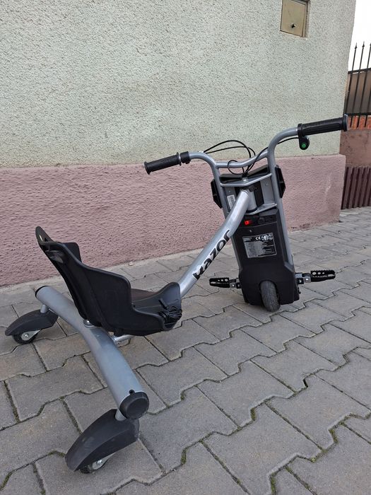 Tricicleta electrica Razor PowerRider 360