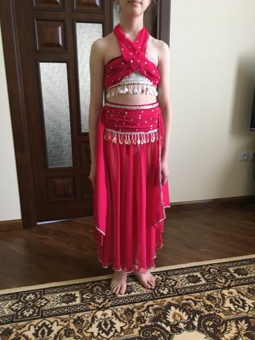 Танцевально карнавальный костюм