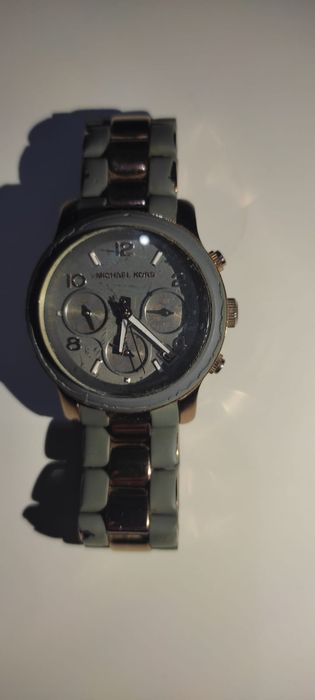 Продам оригинальные часы Michael Kors MK-5465
