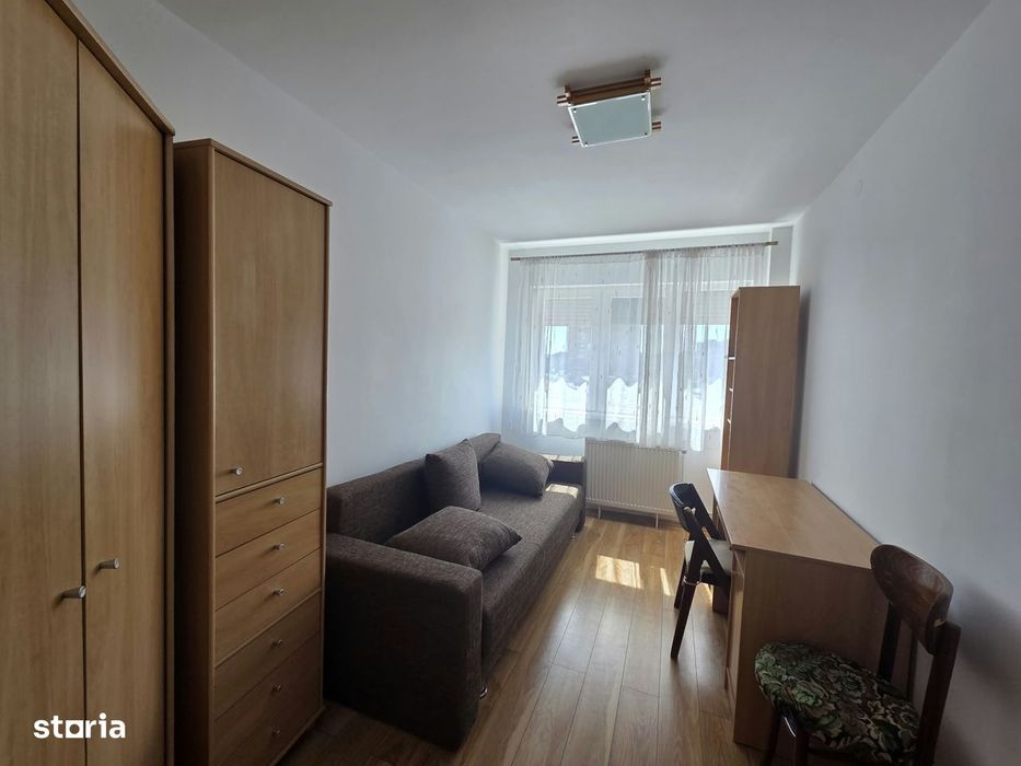 Inchiriez apartament 4 camere decomandat etajul 2 zona Piata Garii