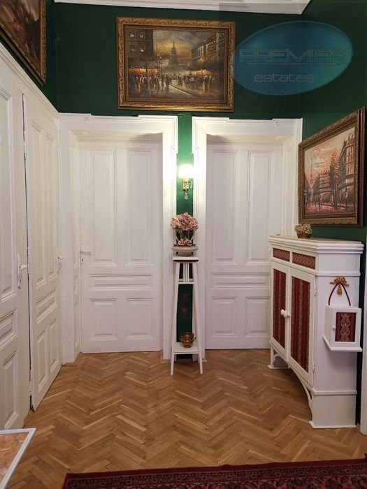 Дава се под наем Двустаен апартамент в Пловдив, Център - 120 кв.м за 400 € - Снимка #7