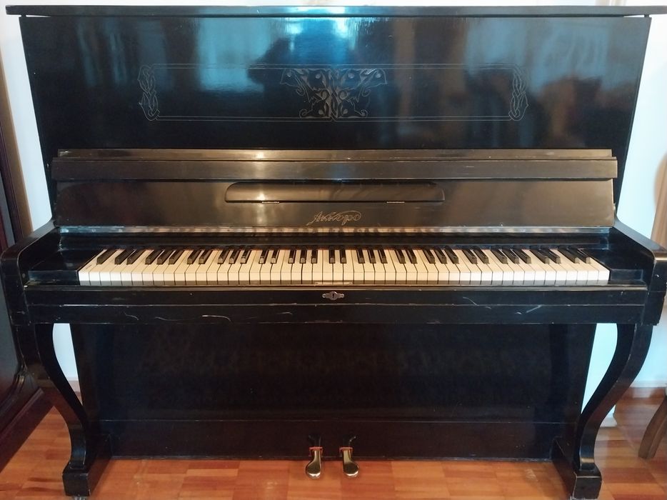 Срочно продается пианино Аккорд
