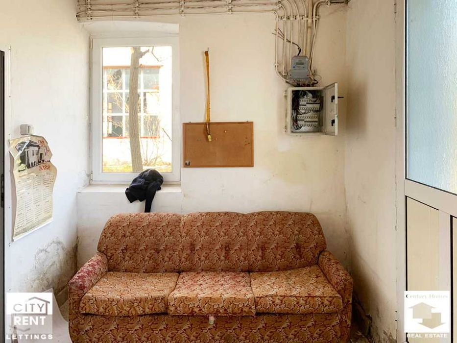 Дава се под наем Склад в с. Първомайци, Област Велико Търново - 200 кв.м за 255 € - Снимка #4