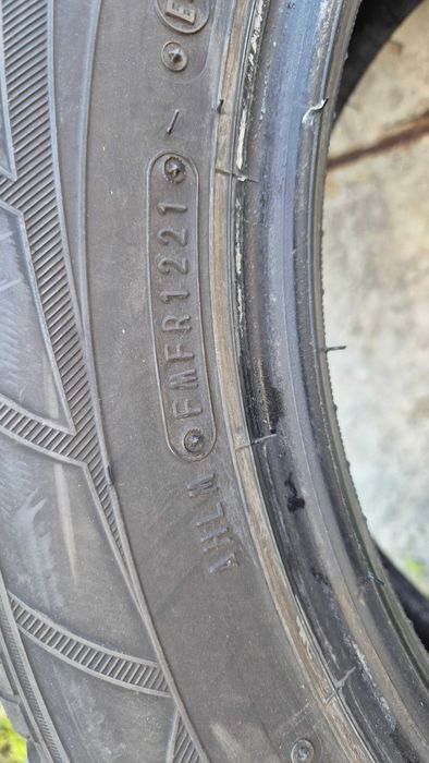 Автомобилни Гуми Falken  Eurowinter HS01  215/55/17 - Зимни