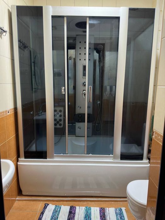 сдается 4 комнатная квартира с двумя санузлами