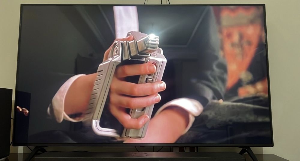 LG65 UQ800006LB телевизор INDONESIA