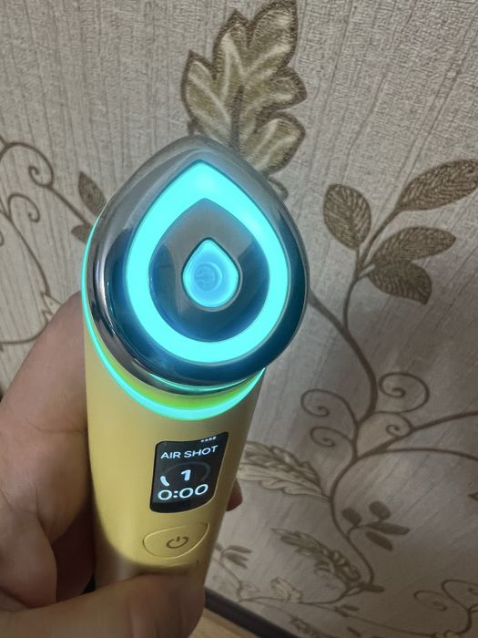 Medicube микротоковый массажер