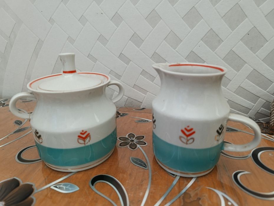 Сахарница и сметанник