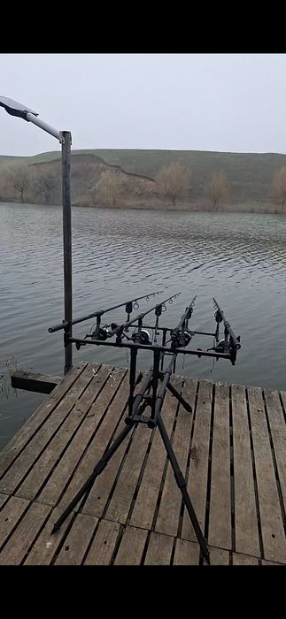 Rodpod din alumniu cu patru posturi

Picioarele rodpodului se pot apr