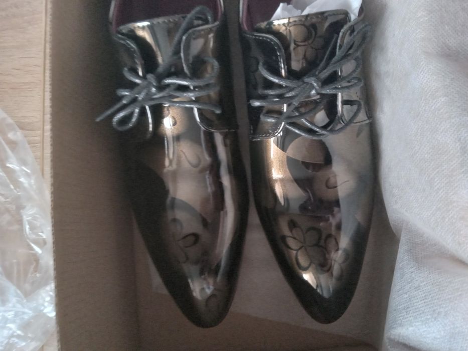 Pantofi barbati marimea 40