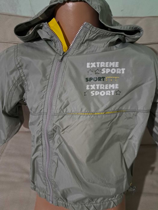Детски дрехи, ветровка, елече