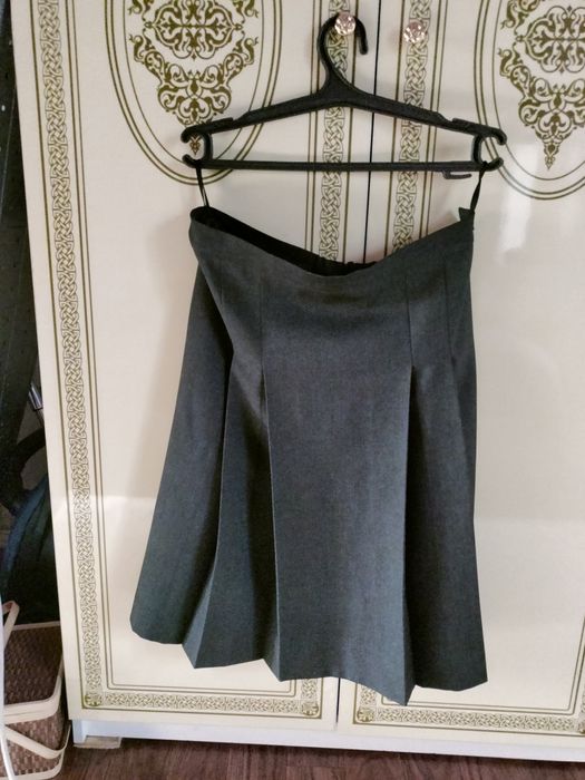 Продам женский костюм