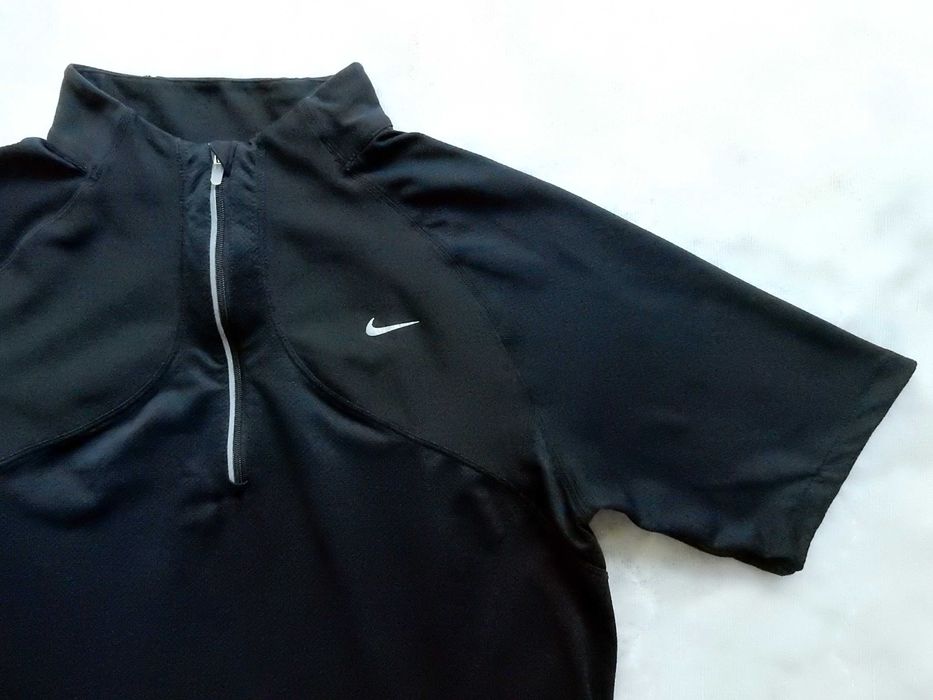 Tricou ciclism dame Nike Run + Dri Fit. Marime L (173 cm inaltime).
