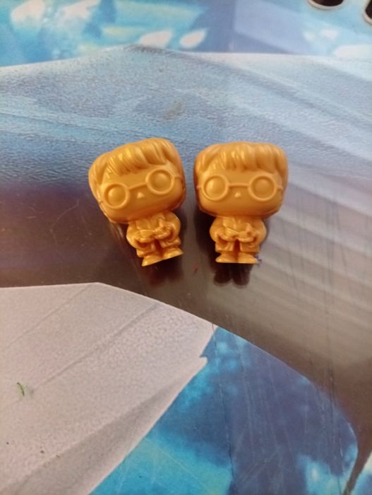 Два Гарри Поттера золотых