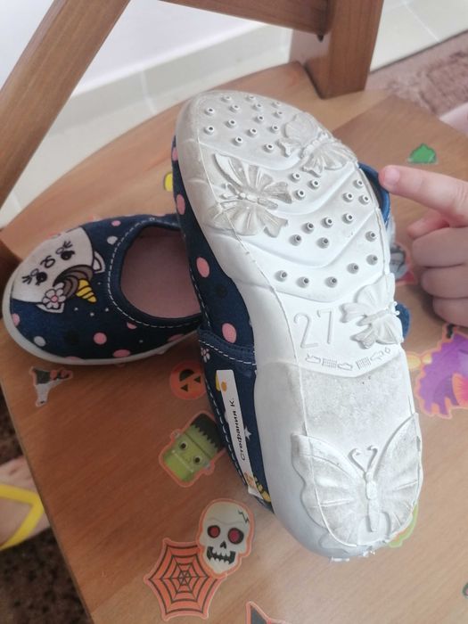 Детски пантофи за момиче