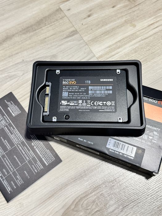 ssd samsung 860 evo second hand si noi de vanzare • Anunturi • OLX.ro