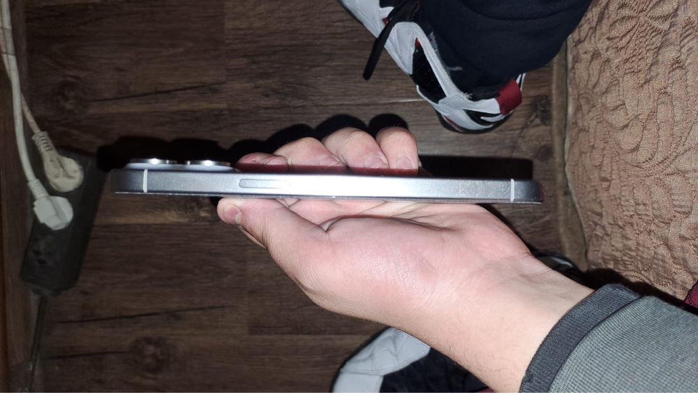 Vand  Ipone 15 pro max ,Natural Titanium256gb