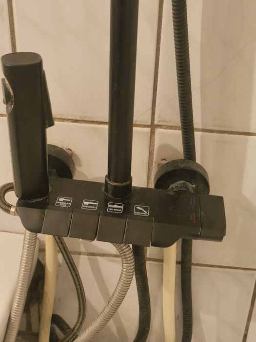 Продам смиститель комплект все