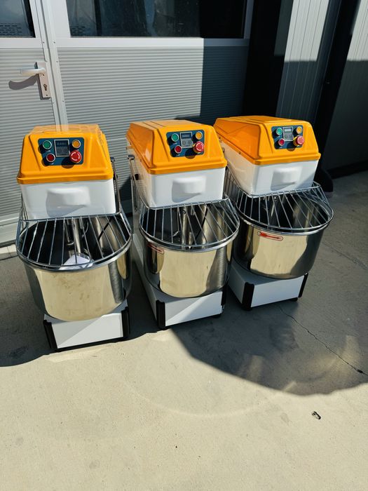 Професионални тестомесачки 35л Италия. ТОП ОФЕРТА!