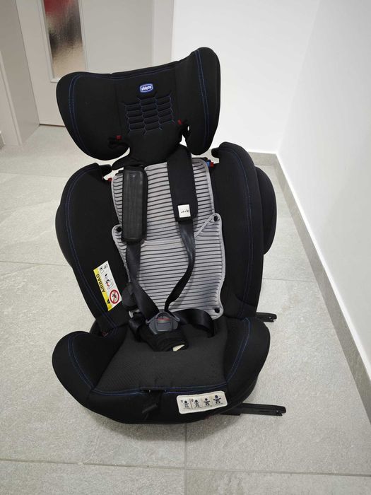 Scaun auto rotativ CHICCO unico GR.0+/1/2/3 (0 - 36 kg)