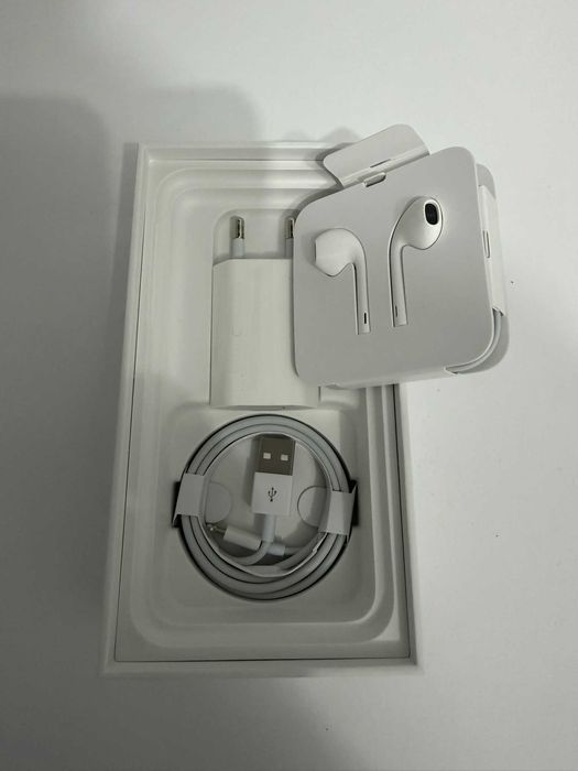 iPhone X, 64Gb в хорошем состоянии