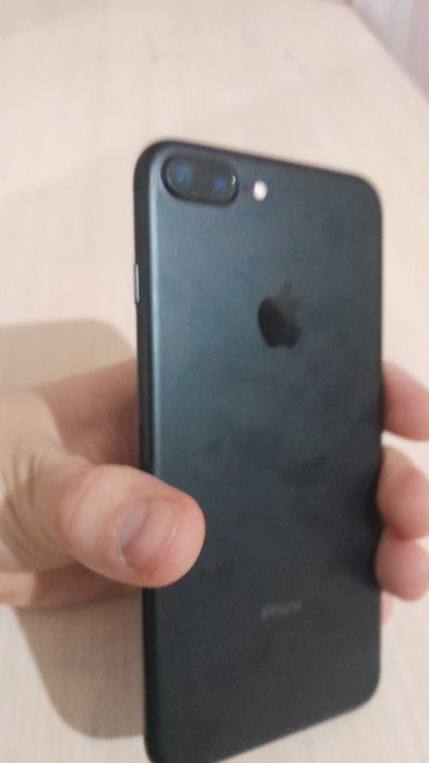 Продам или обменяю iphone 7 +