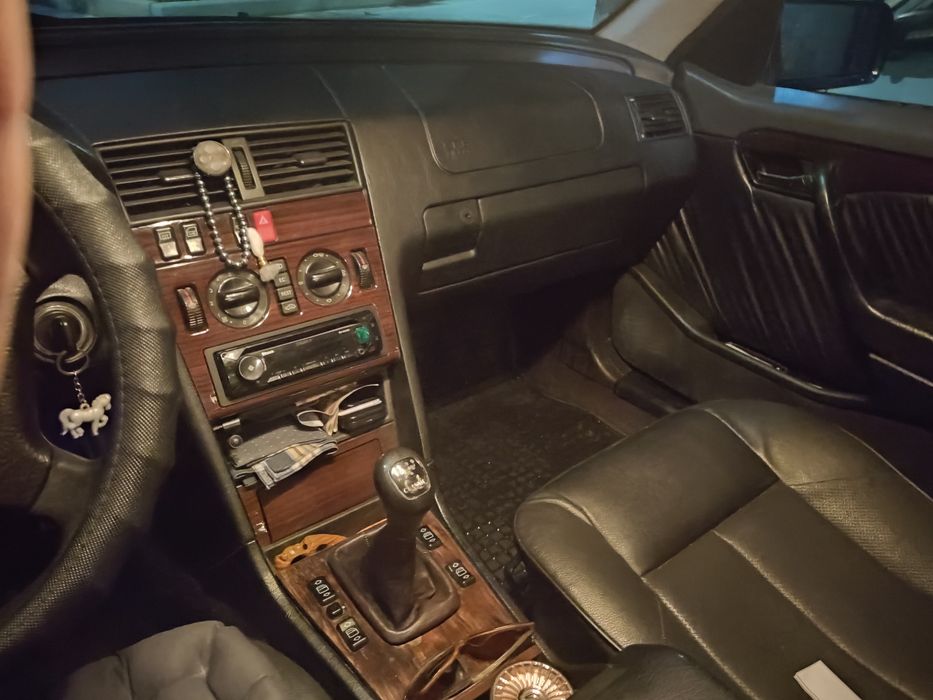 Обменяю мерседес С 180 W 202 1.8л