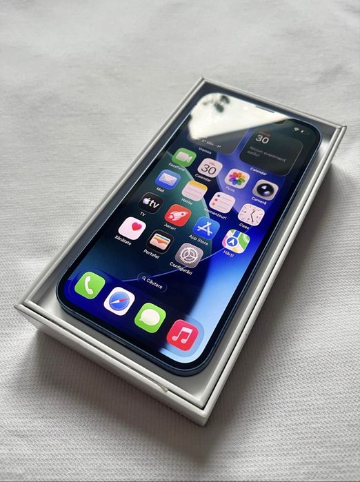 Iphone 13 blue perfecta stare
