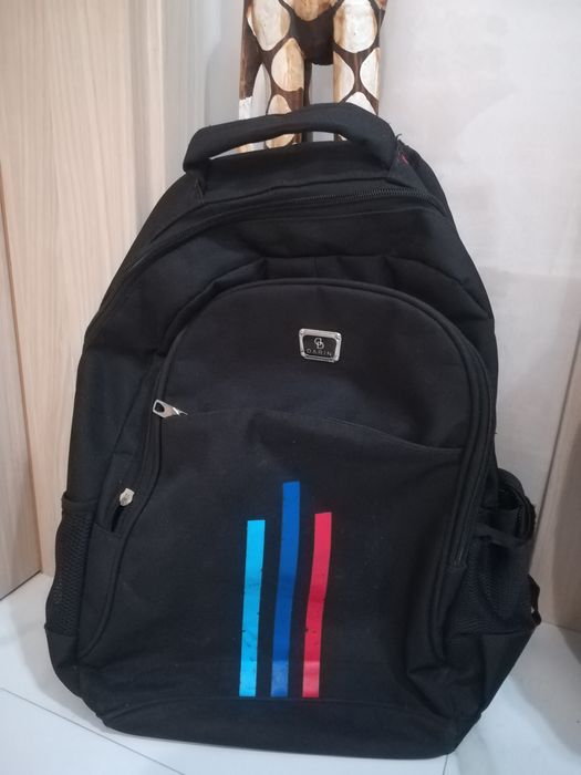 Голяма ученическа раница черна