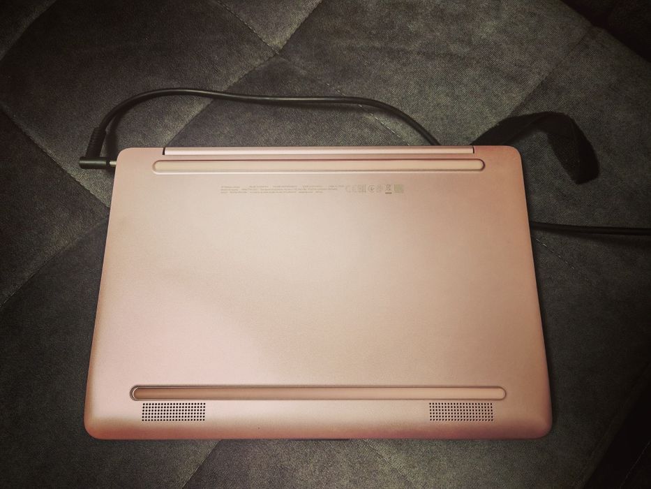 Лаптоп HP 11" като нов