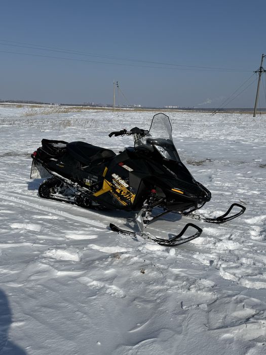 Продам Снегоход BRP