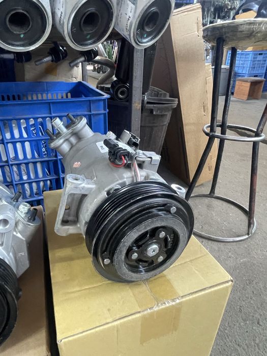 Kompressor Equinox Konditsioner motorchik Ekvinoks