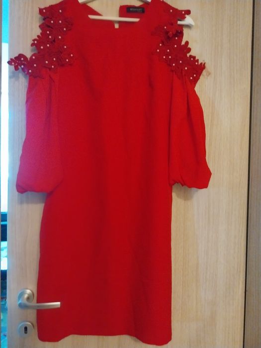 Rochie rosu elegante