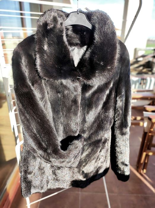 Норково палто, от черна скандинавска норка.