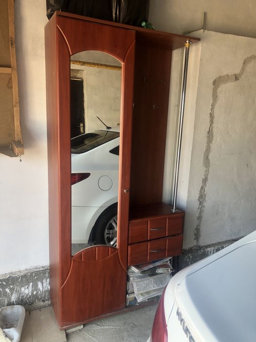 Шкаф прихожкаға сатылады!