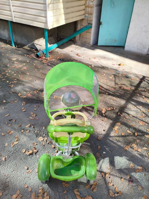 Продам детский трёхколёсный велосипед