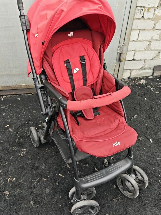 Прогулочная коляска Joie