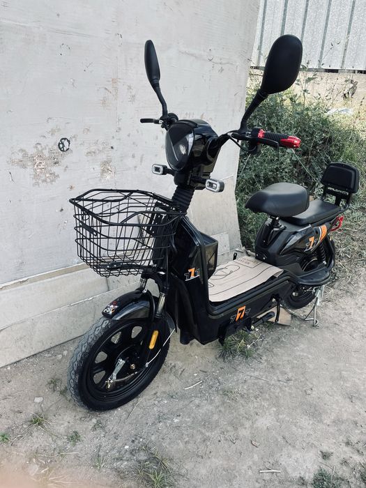 Скутер 777 в продаже