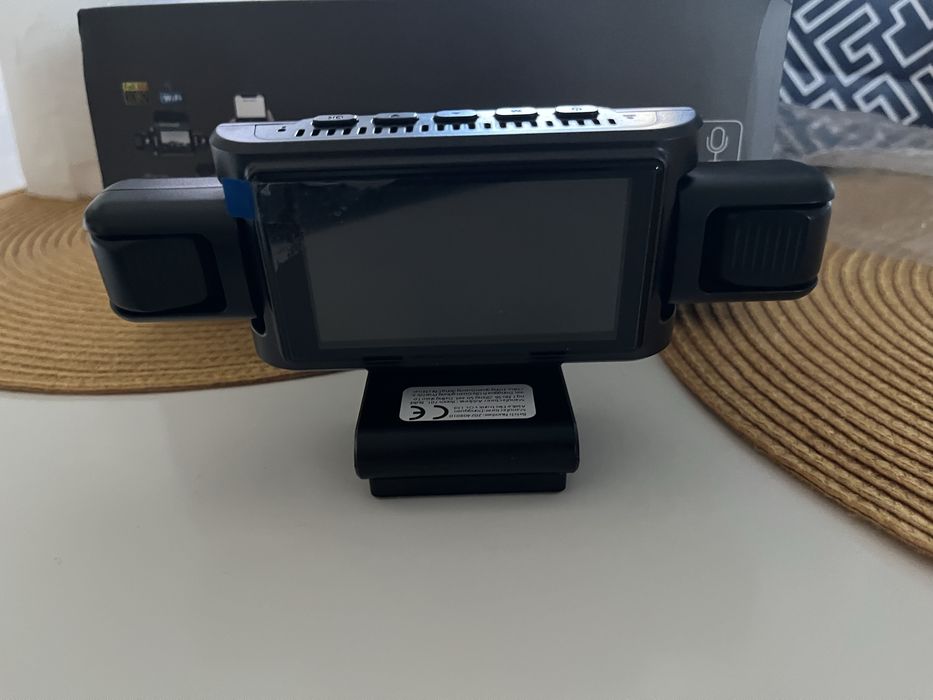 Camera de bord auto 4in1 cu WiFi