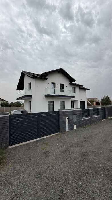 Casa de inchiriat complet utilata
