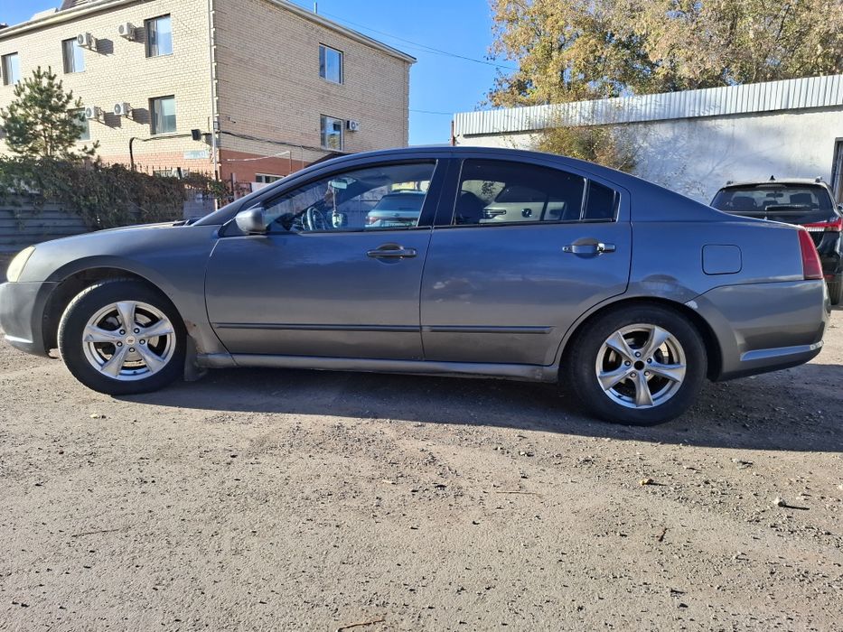 Митсубиси галант 9