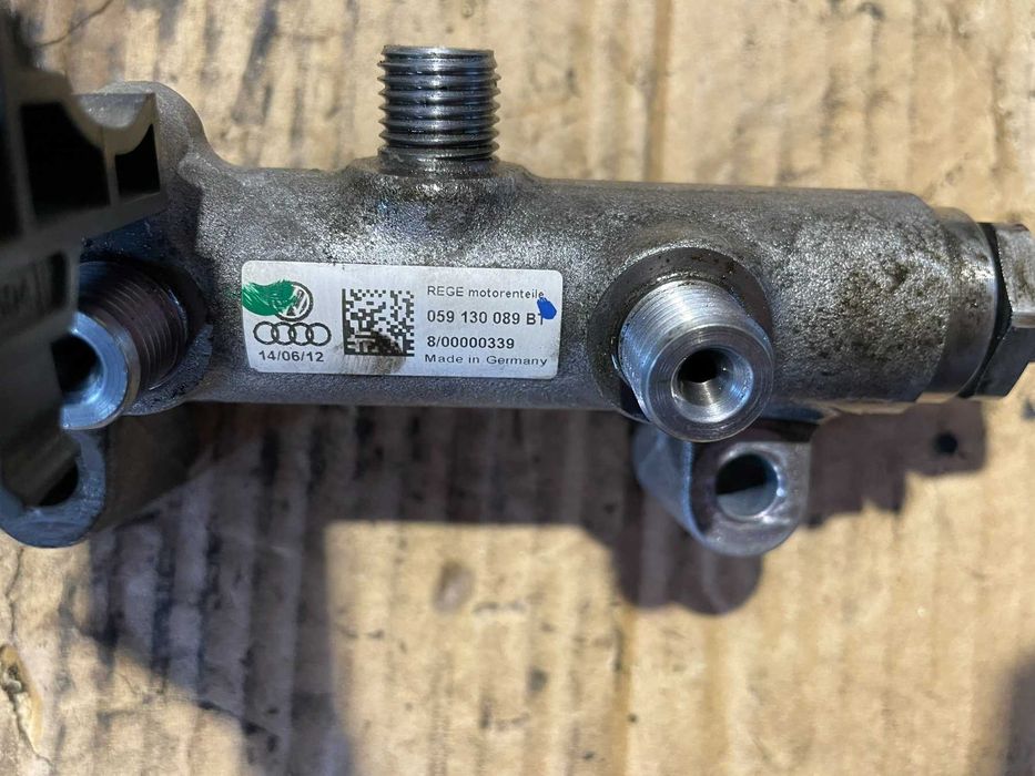 Лява Горивна Рейка Porsche Cayenne 3.0D 92A/2012