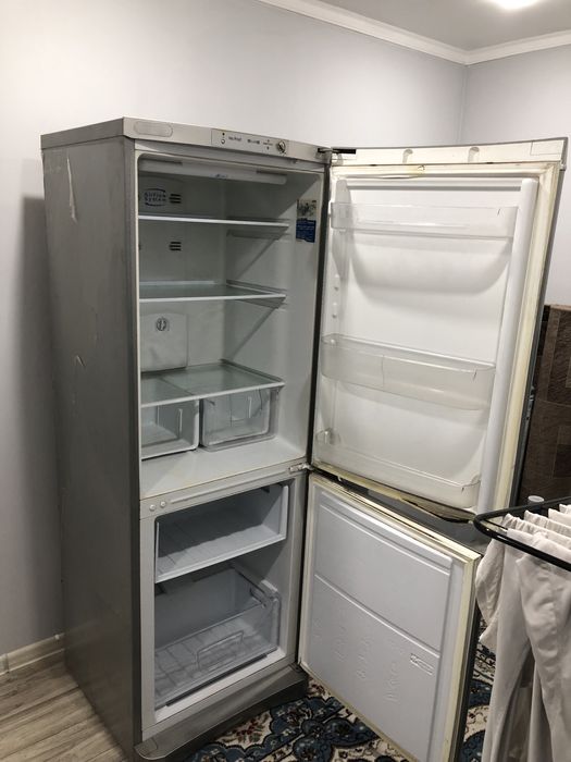 Продам холодильник