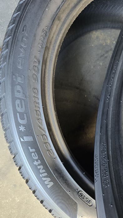 2 anvelope iarnă Hankook 235/45/18 - transport gratuit