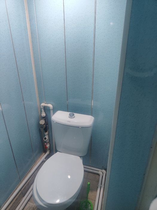 Продаётся дом в общем дворе, по гостиницу, ресторан, бизнес