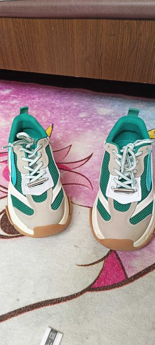 Steve Madden dama 37