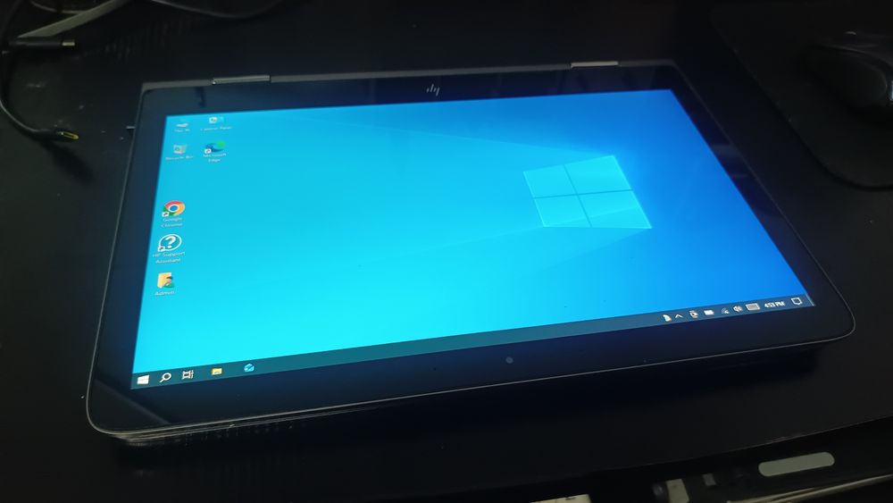 Vând laptop HP envy x360 convertible